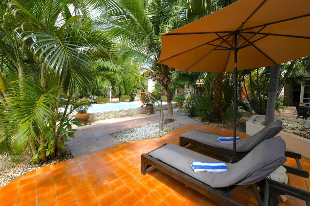 Wonders Boutique Hotel Ораньєстад Екстер'єр фото