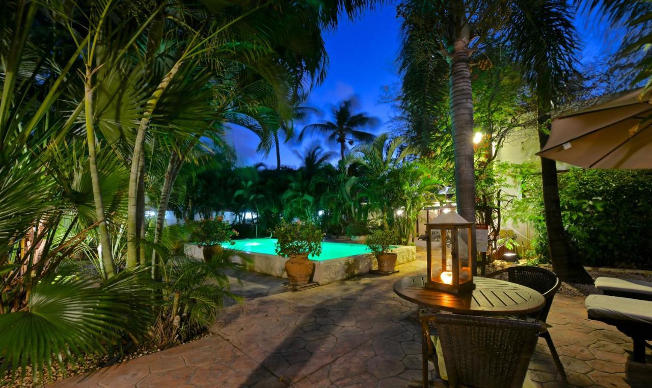Wonders Boutique Hotel Ораньєстад Екстер'єр фото